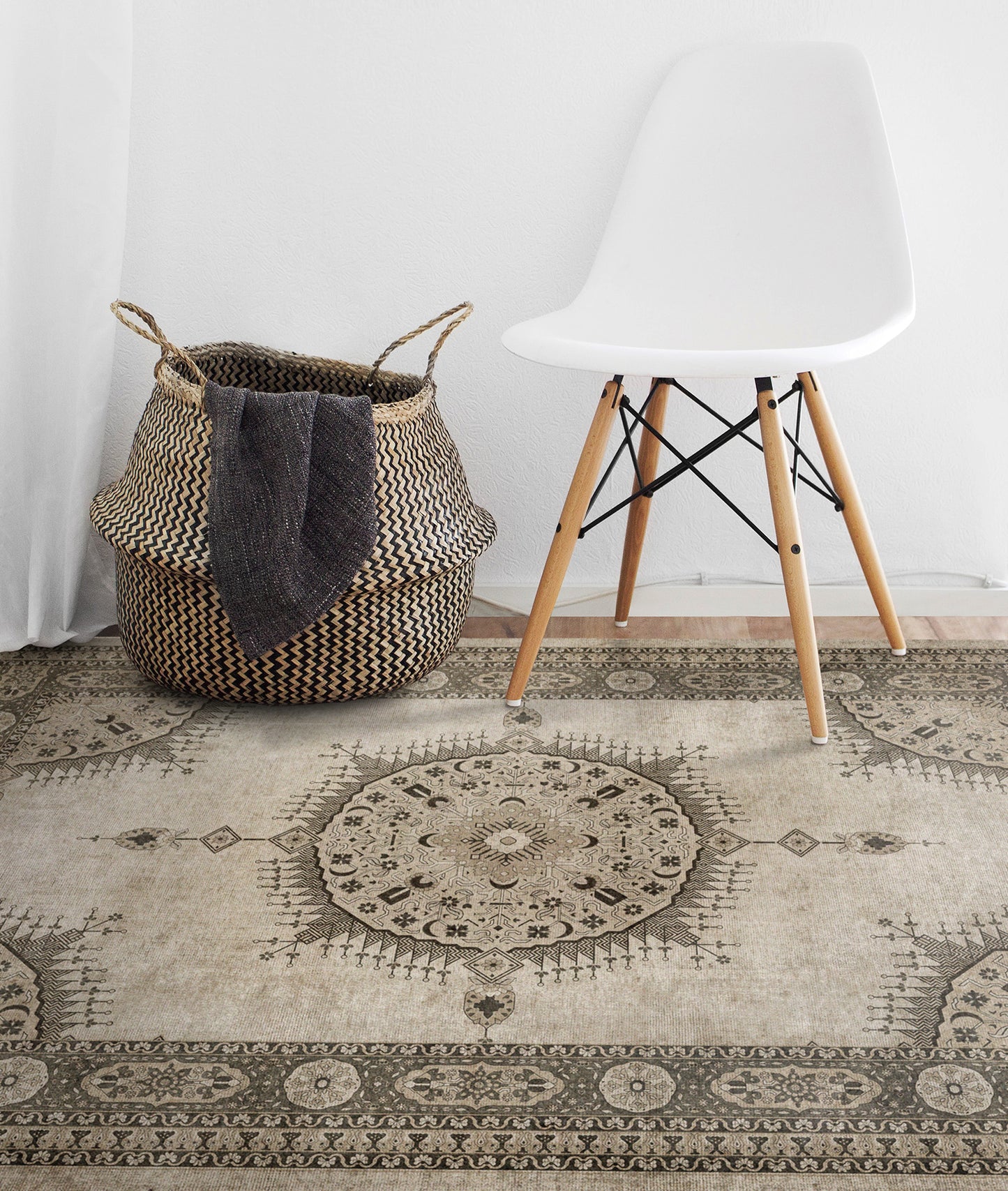 Vintage Vinyl Floorcloth (Persian Bazaar | Tabriz | Mithras)