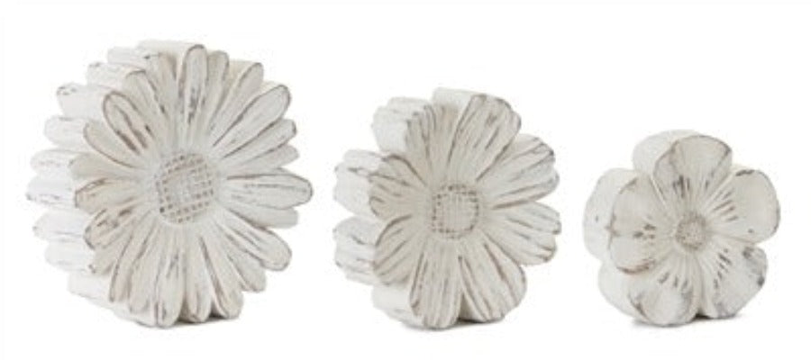 Whitewashed Flower Figurines