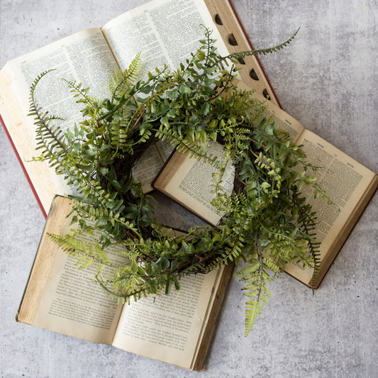 Mini Fern Candle Ring
